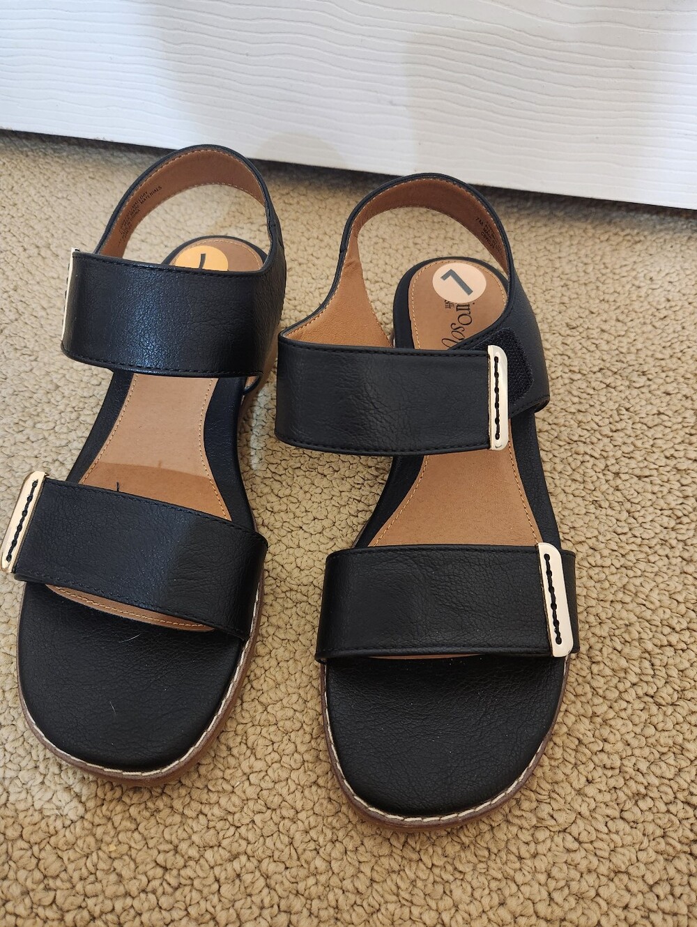 Black Women's Eurosoft Comfort Sandals with Adjustable Straps SIze 7
